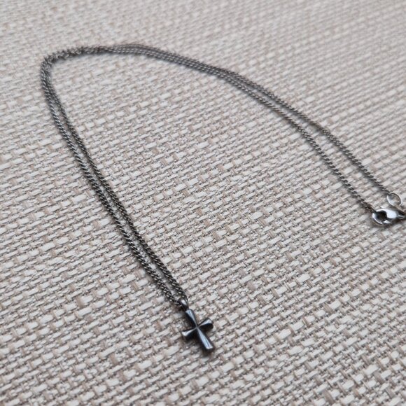 16 Inch Sterling Silver Heavily Tarnished James Avery Cross Necklace A4876 - Picture 2 of 8